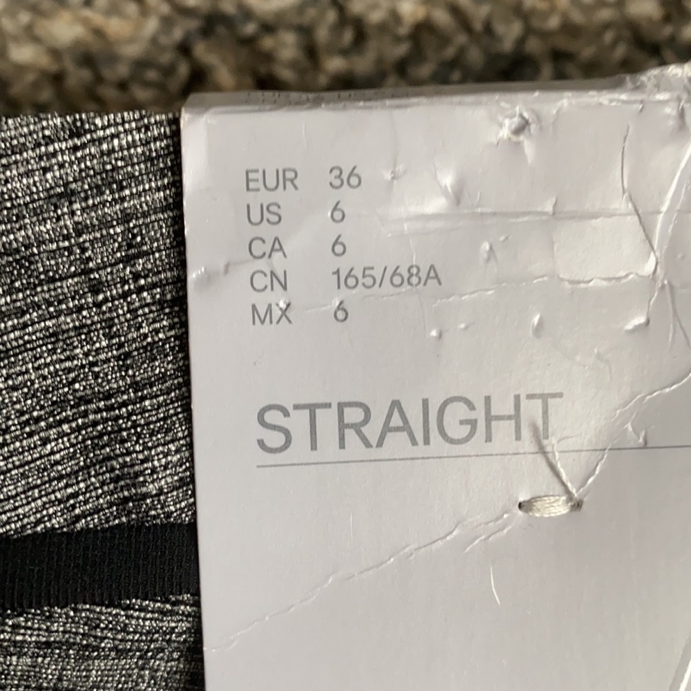 H&M DRESS PANTS - Picture 3 of 4
